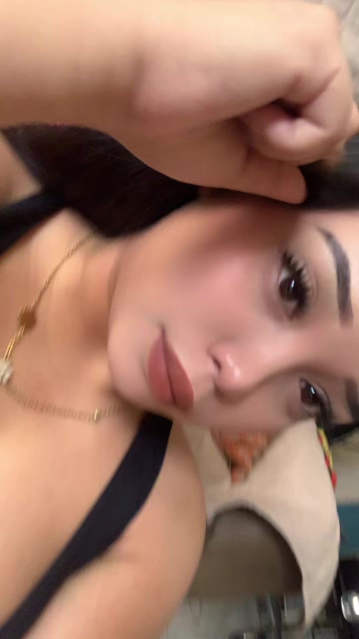 @Iceicebabyyy_