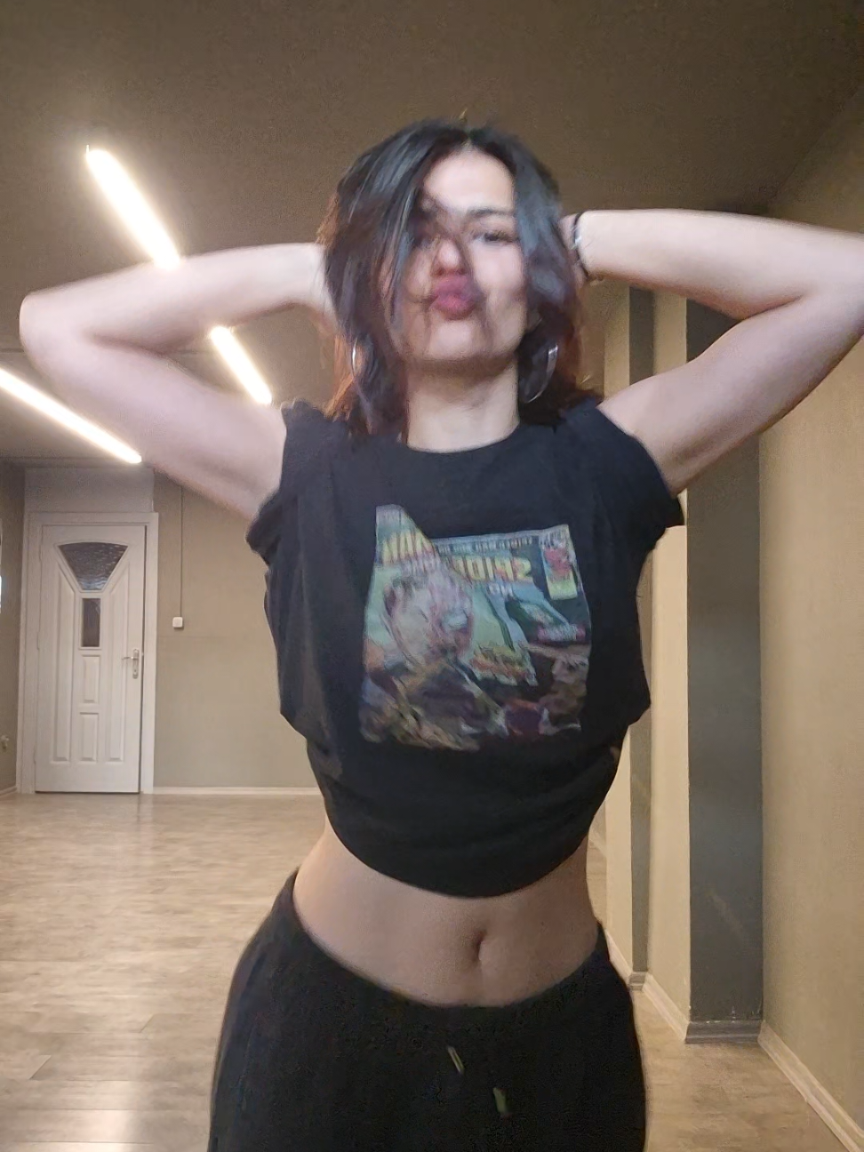 @Kübra Gökçe 卌