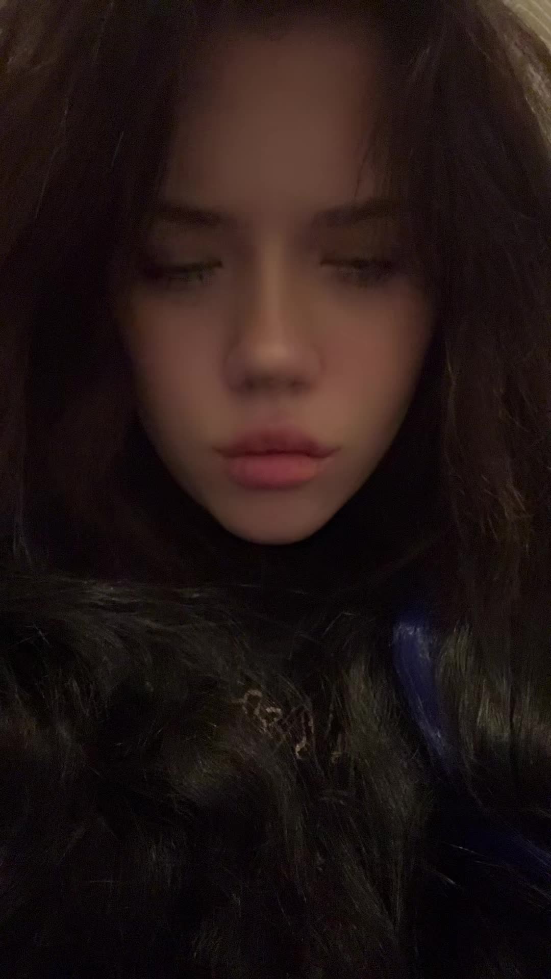 @meļaniia