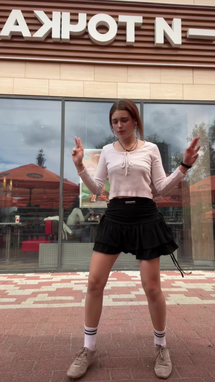 @streleckaa