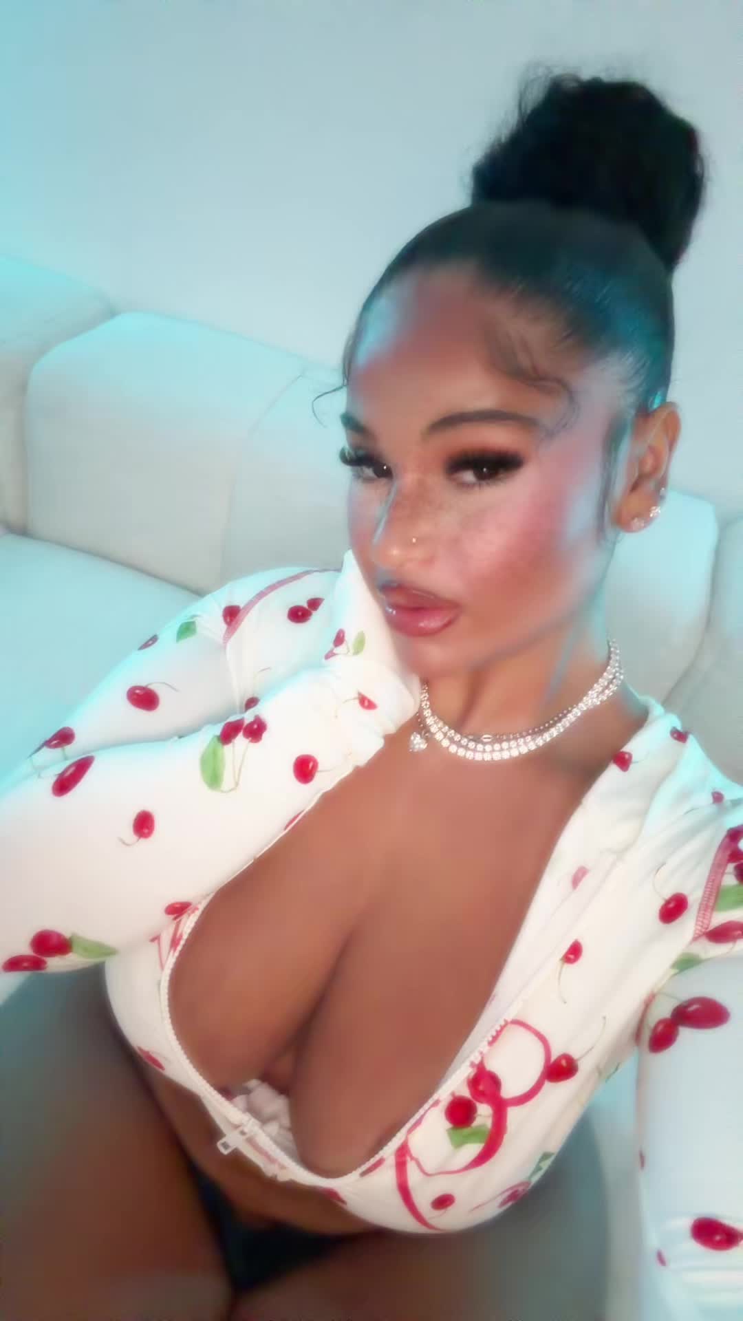 @A Y A