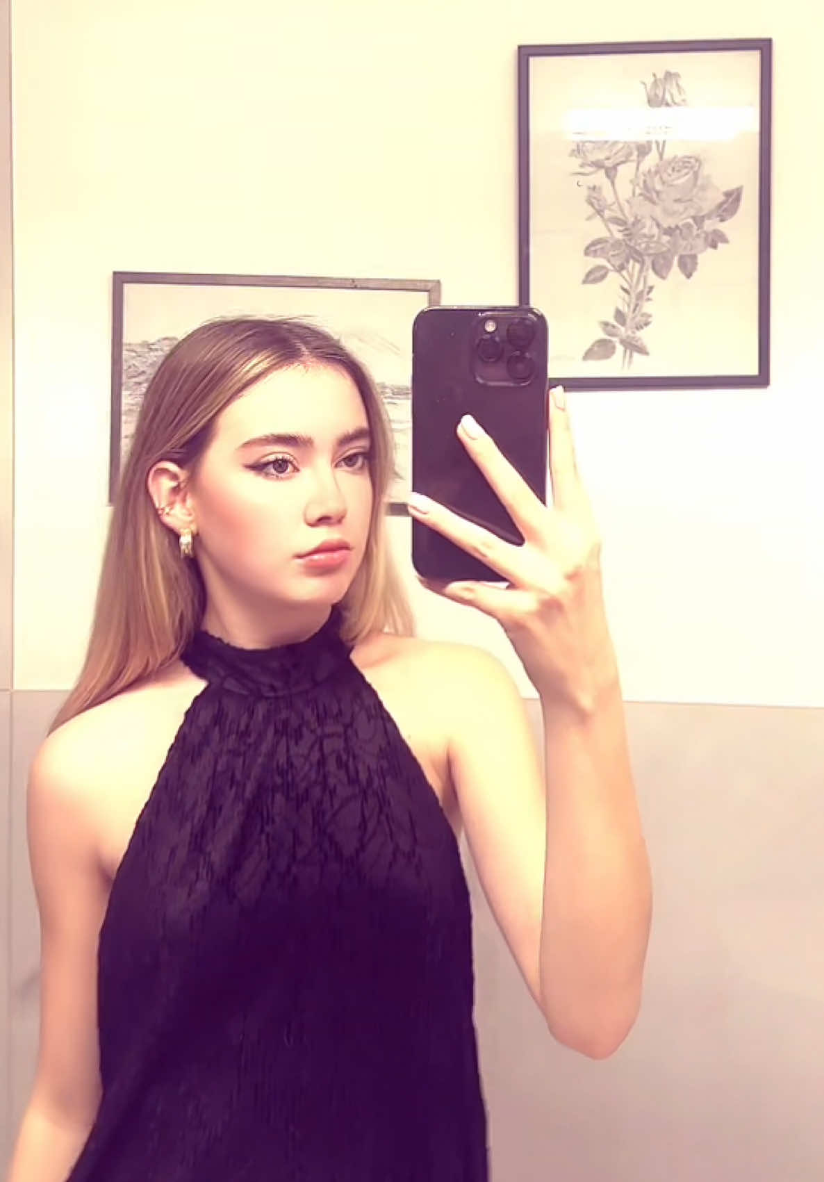 @𝘐𝘷𝘢𝘯𝘢