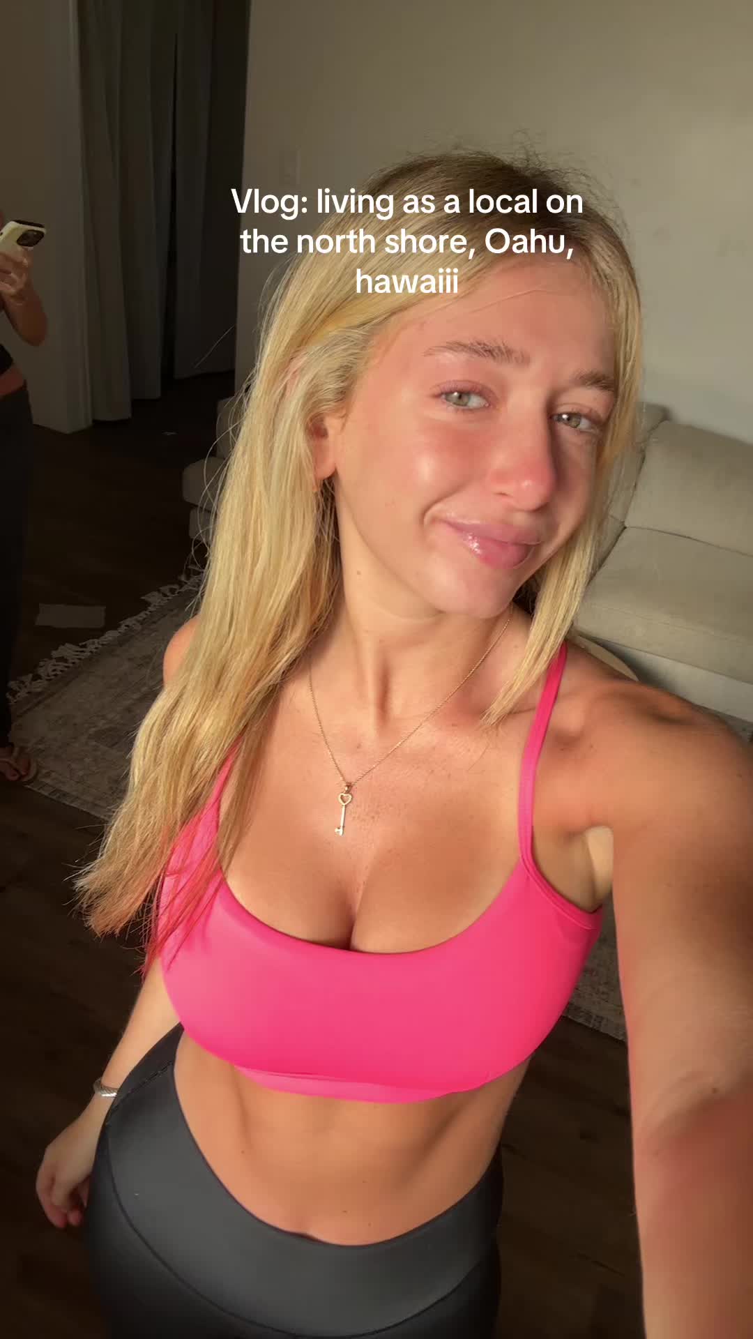 @halliewtf