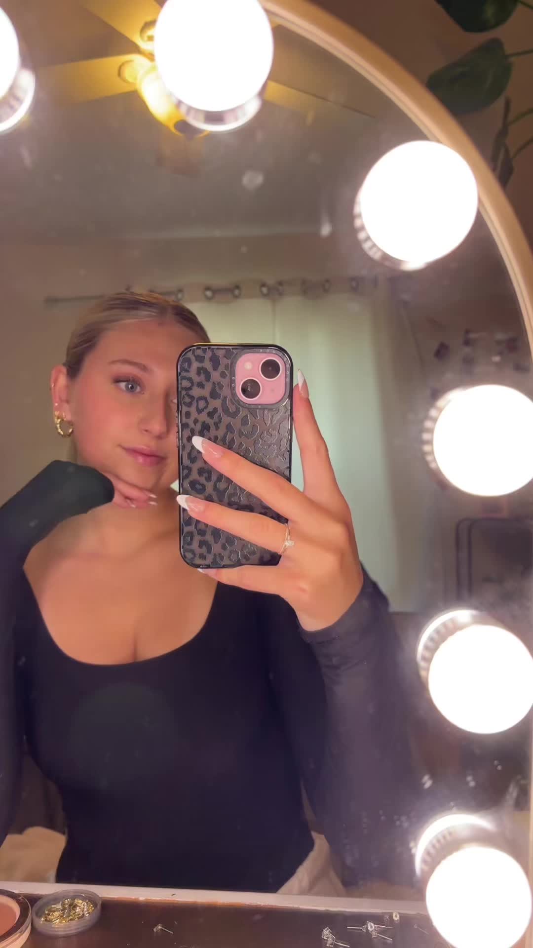 @Ella