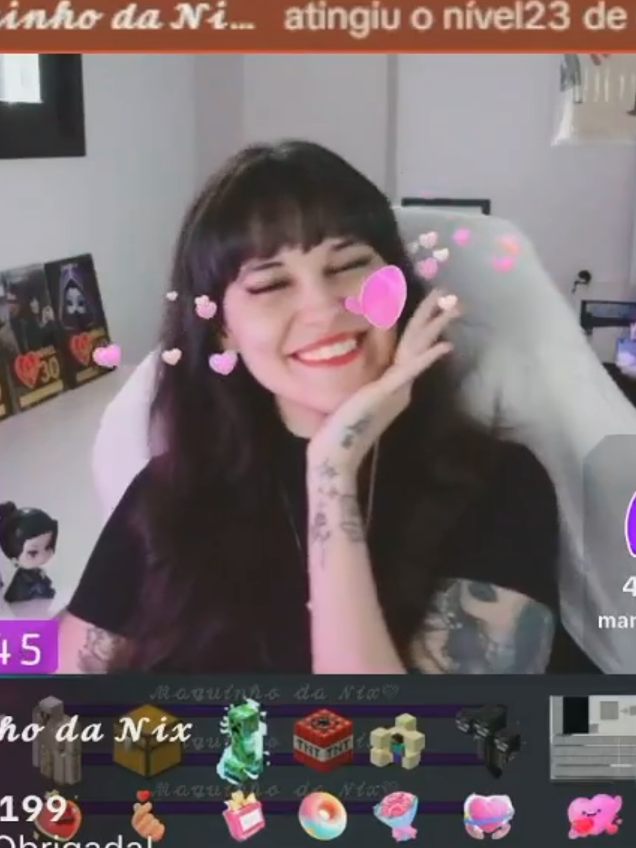 @💜 Nix Alex 💜🌸🕶️