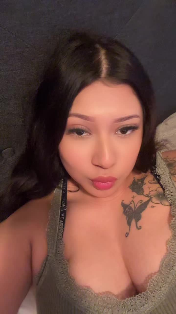 @CherrryAlexxa