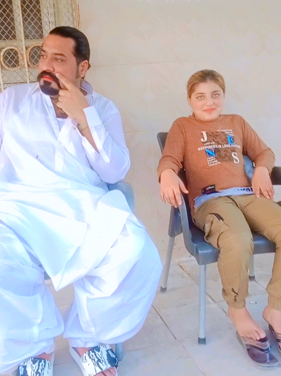@zeeshan Niazi