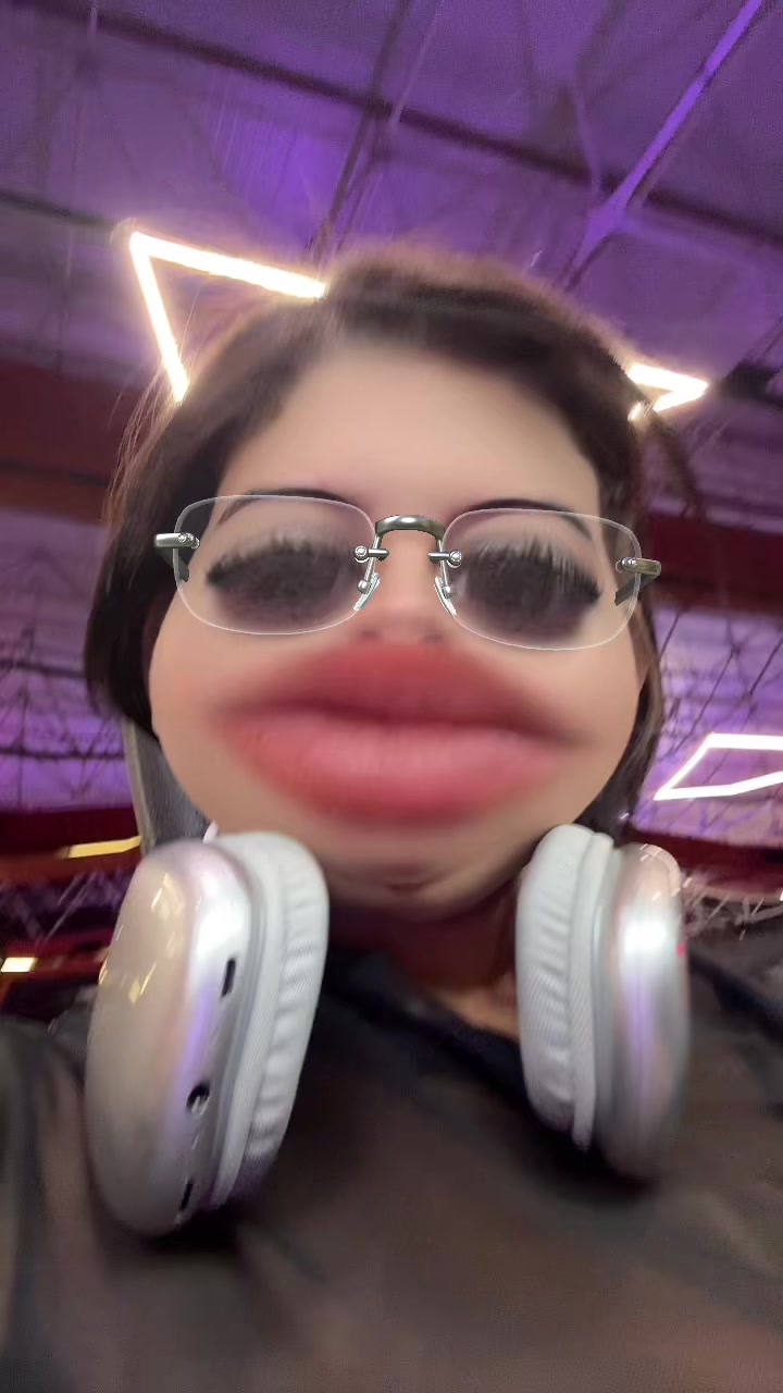 @Vic Apolinário