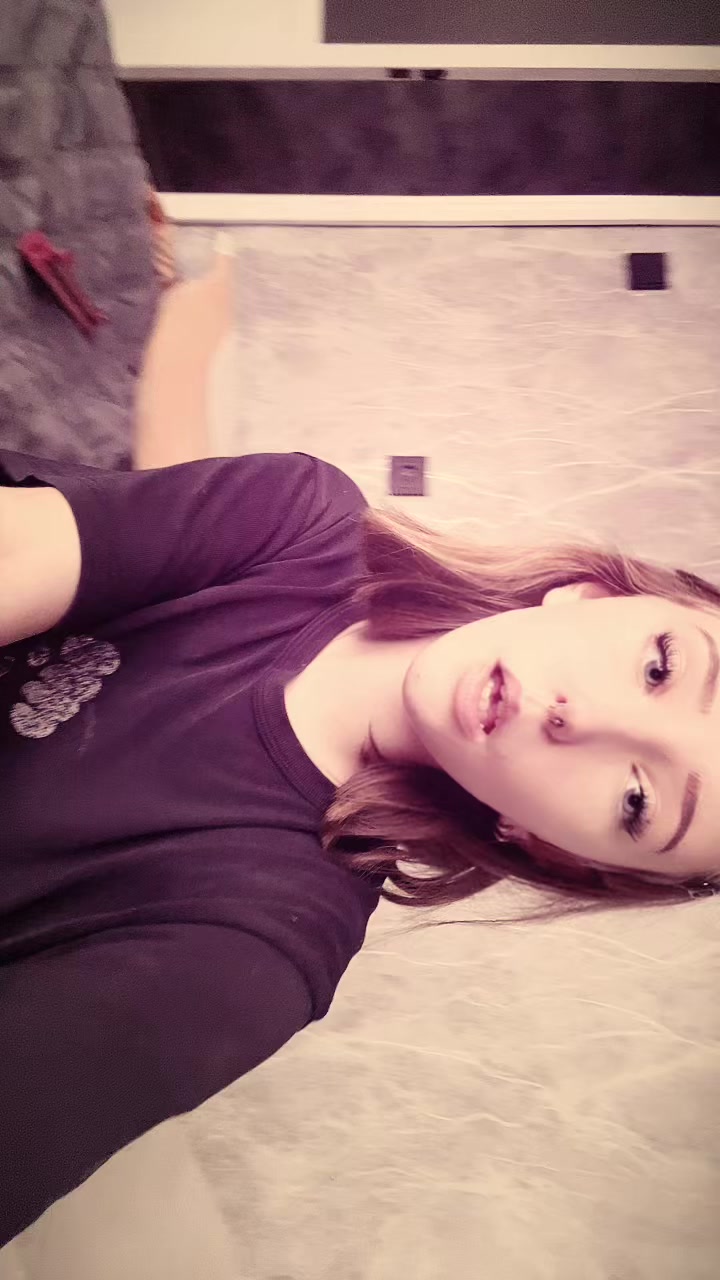 @Asya༒
