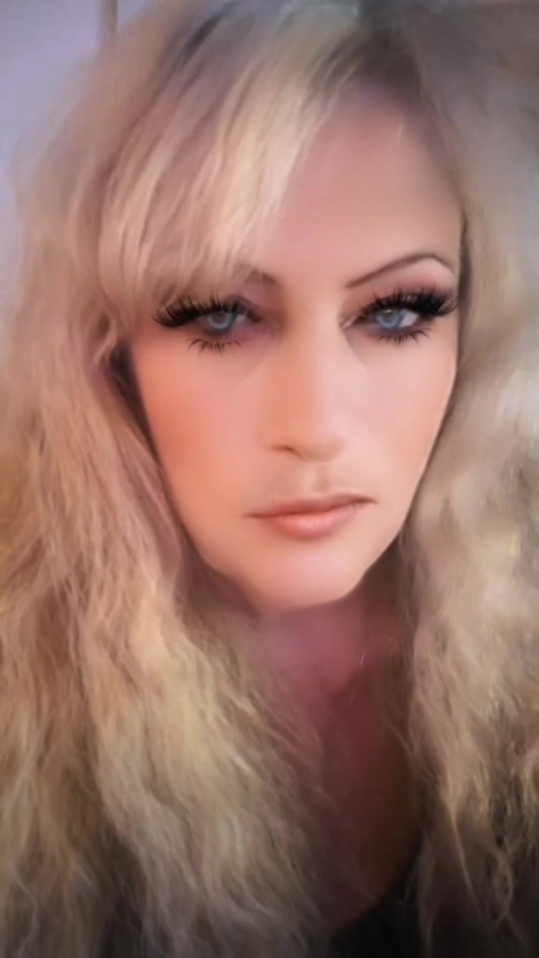 @Angie france