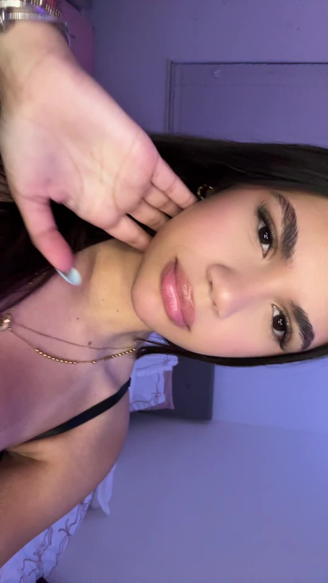 @vvickyy.sc