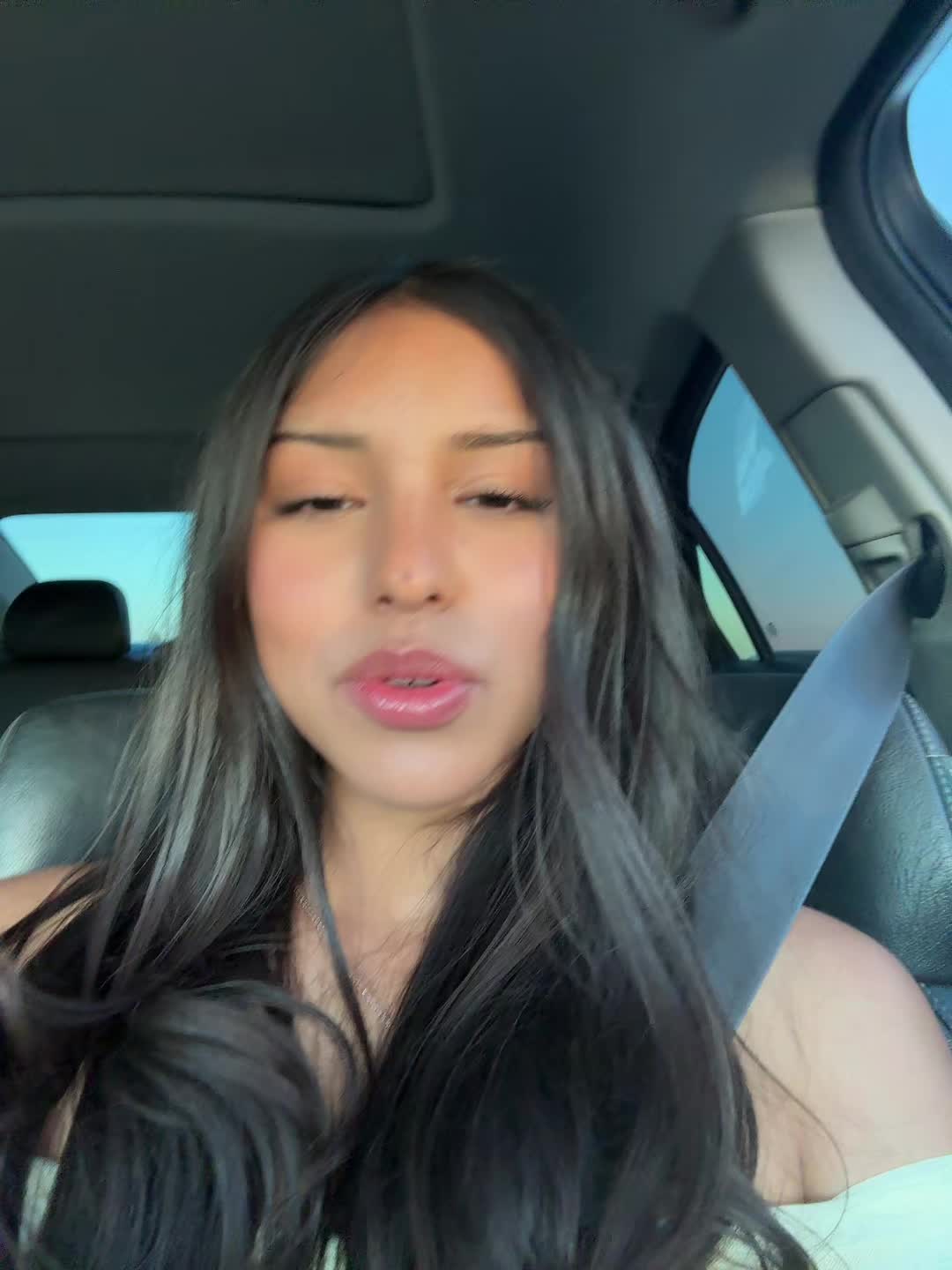 @⃟