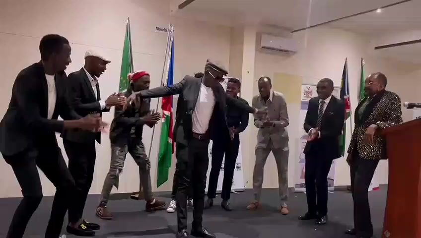 @🇳🇦Bwila 80's Vocals