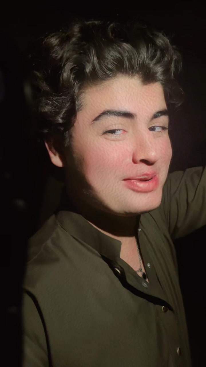 @🫰