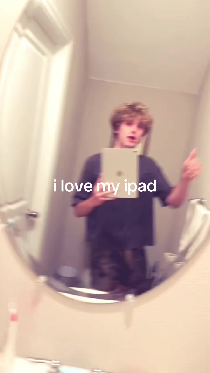 @ajisnotreal