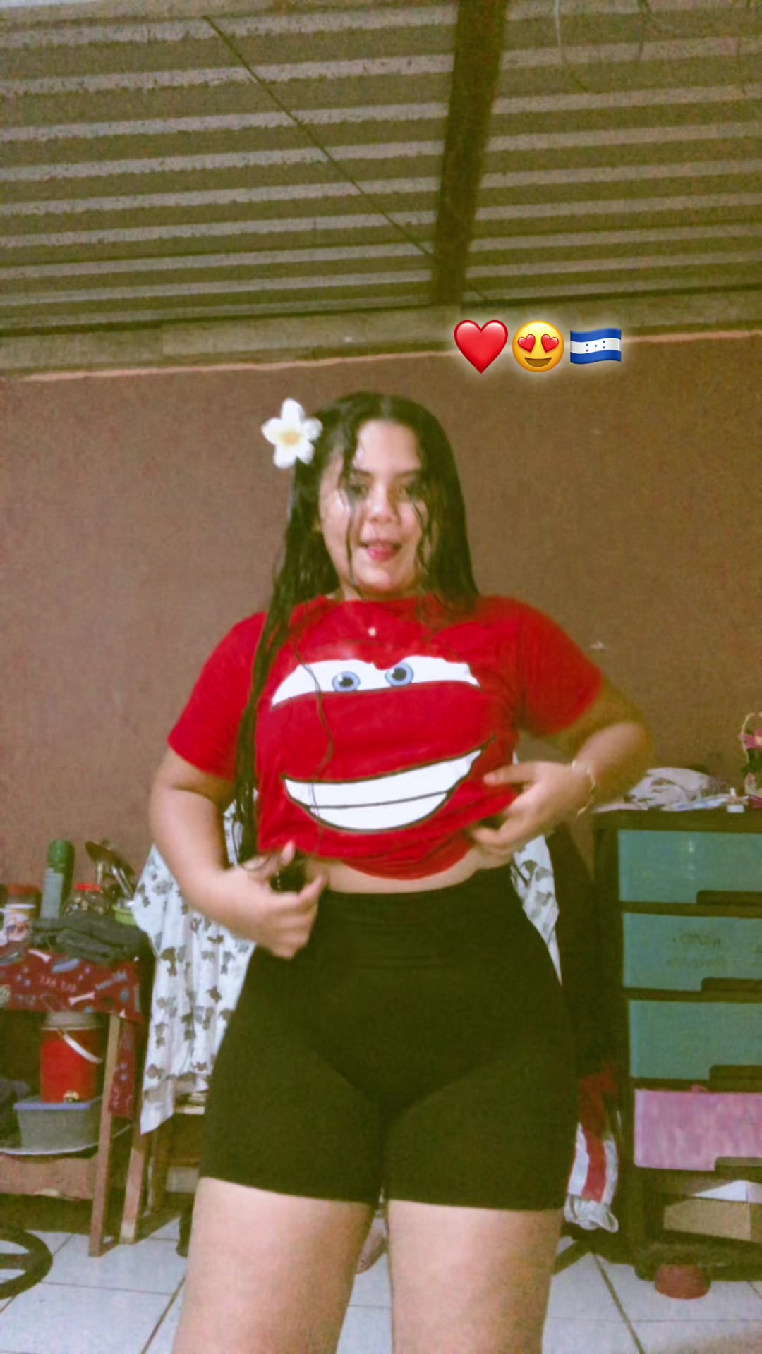 @_🕷️🌸💗