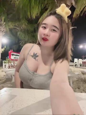 @อั้มชอบกินก๊วยเตี๋ยว🤪