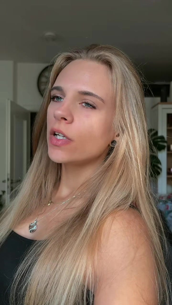 @Isa 👑