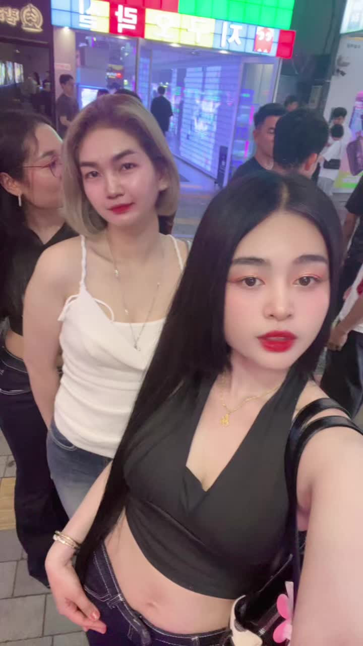@Oun Sros ๐ค๐ธ