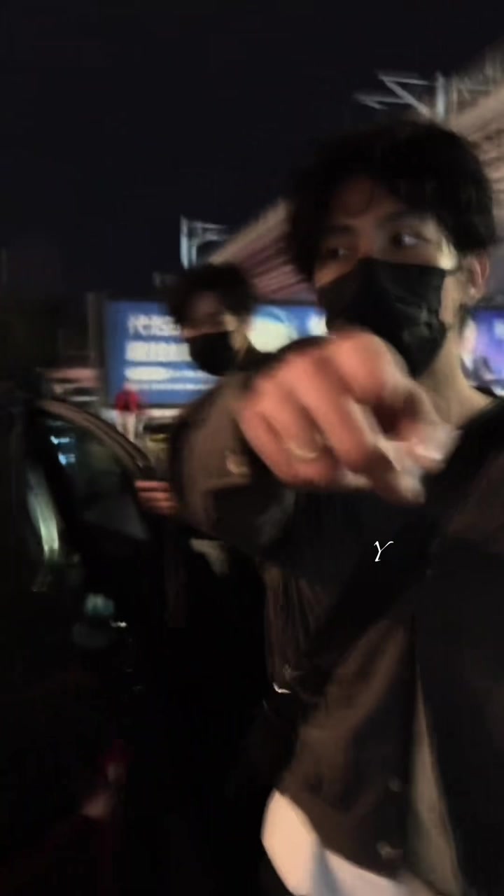 @Lin