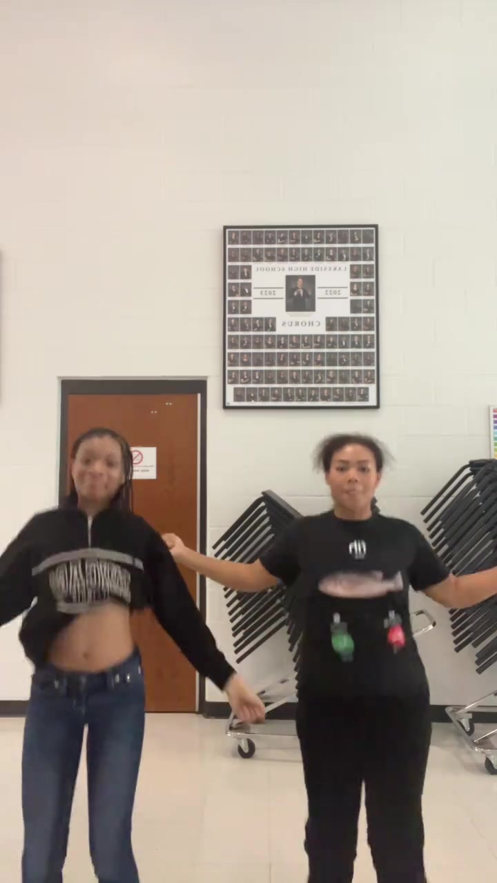 @Shaniya & Averianna