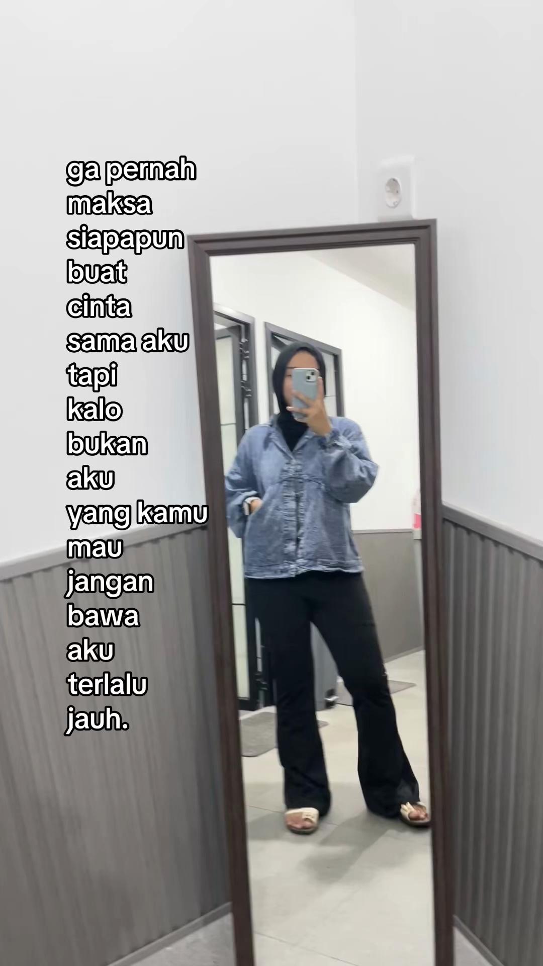 @elllaaa