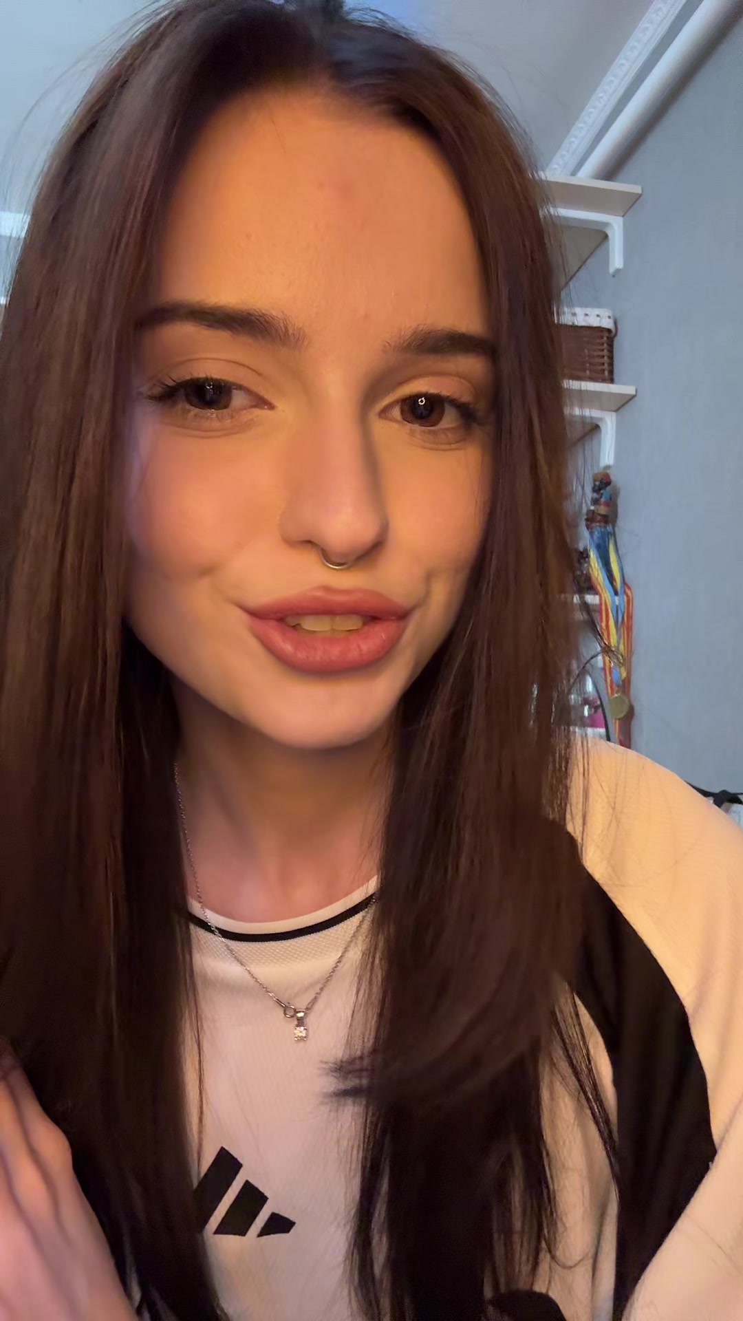 @Соня 👅