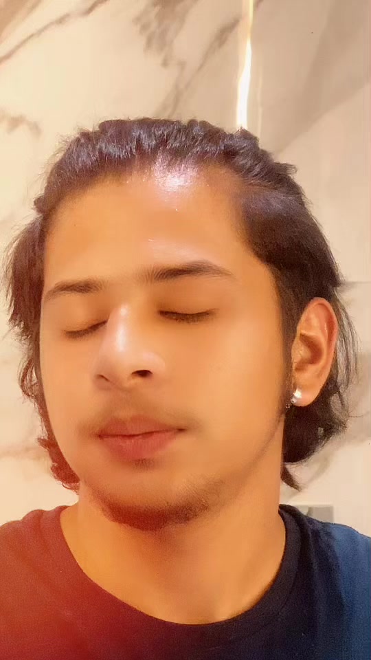 @Singer🎤✅🎧🎤🎸❤️📲