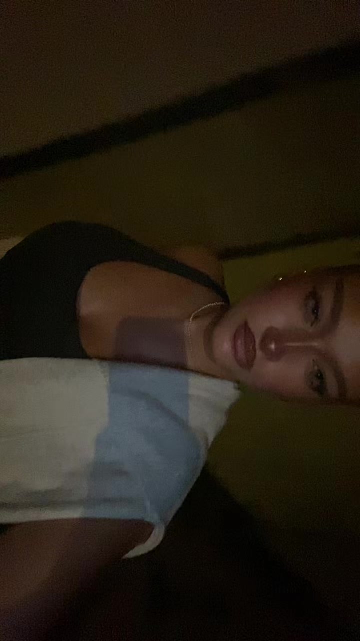 @💫