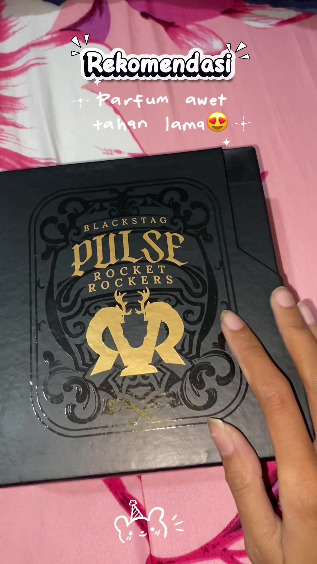 @Explore With Riska🖐️