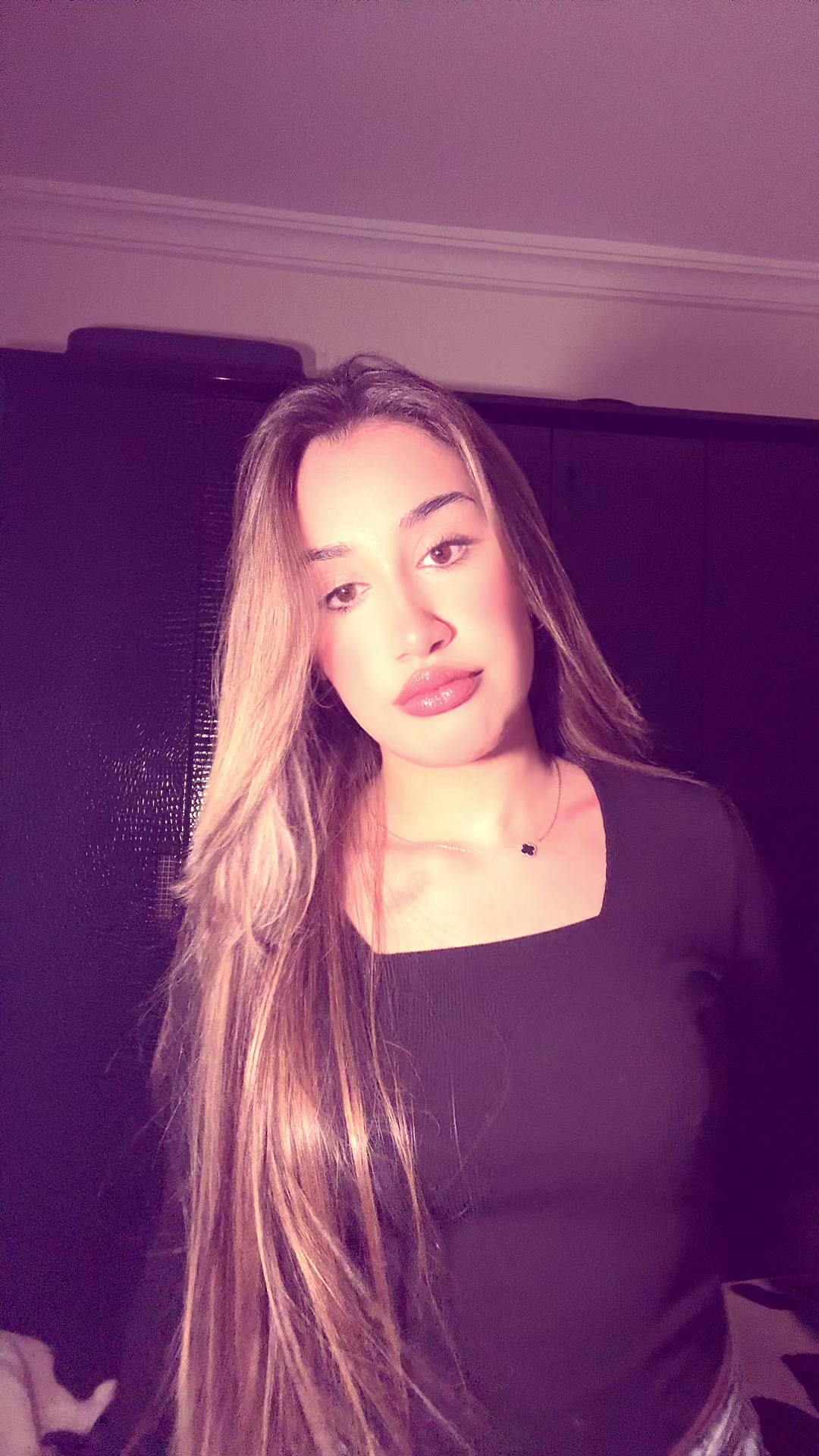 @𝐑𝐈𝐇𝐀𝐁𝐄 🦢