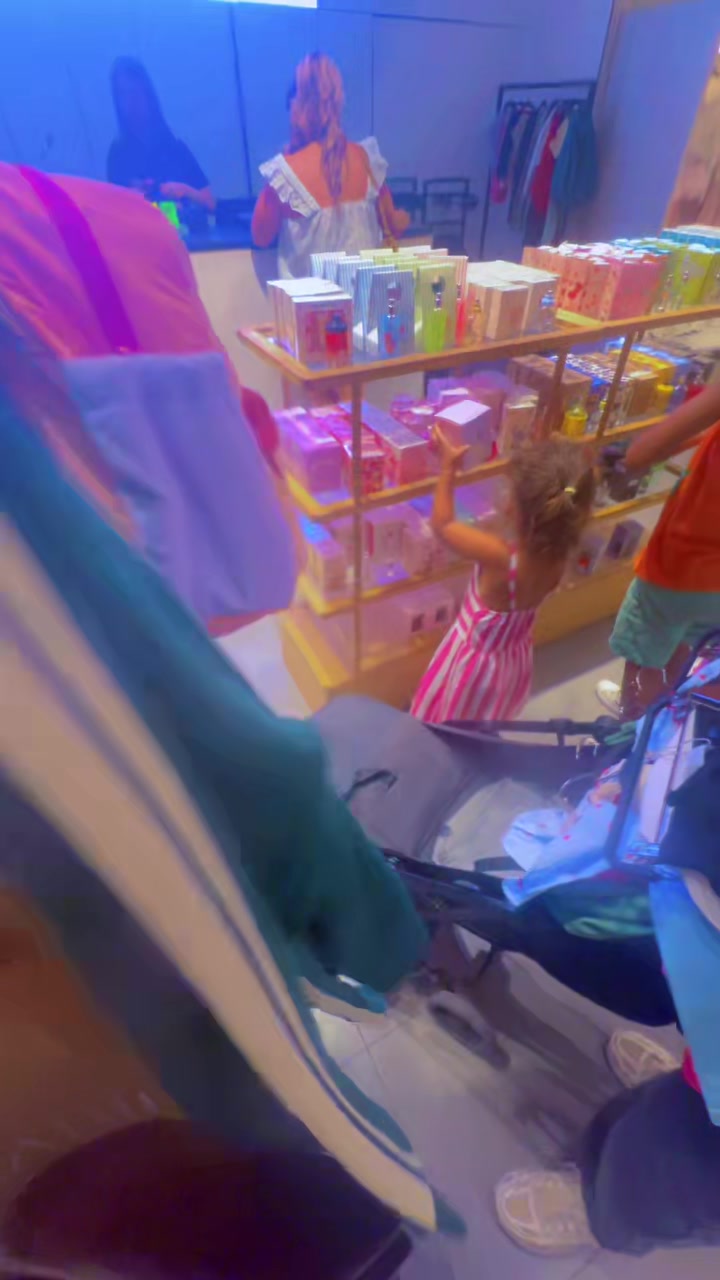 @Foufa