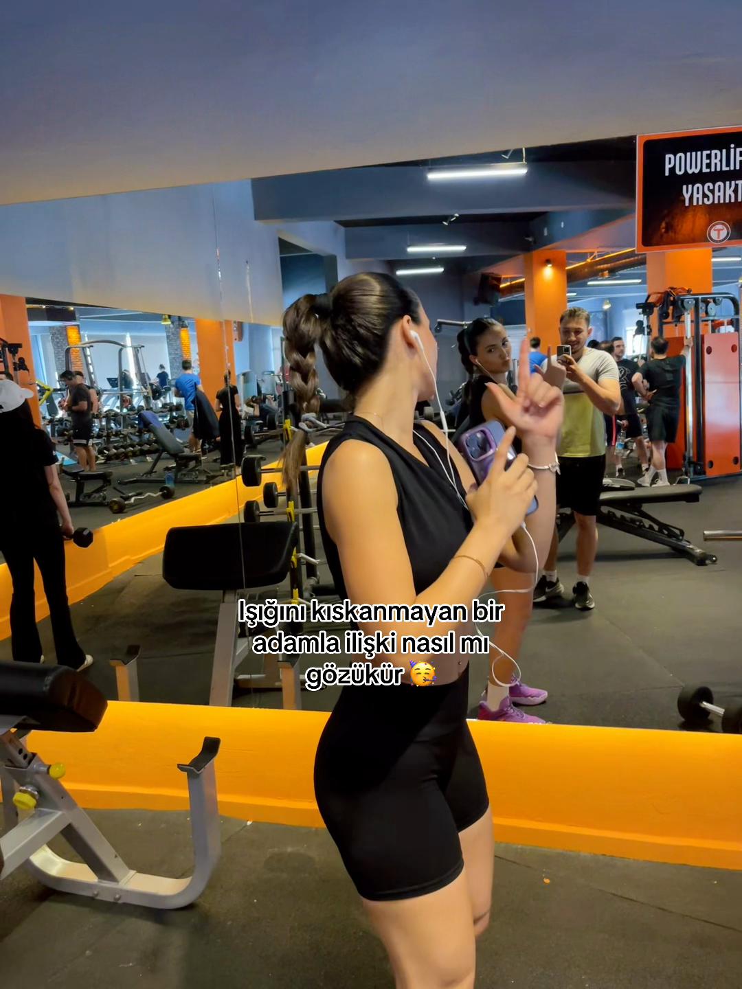 @aytenfitt