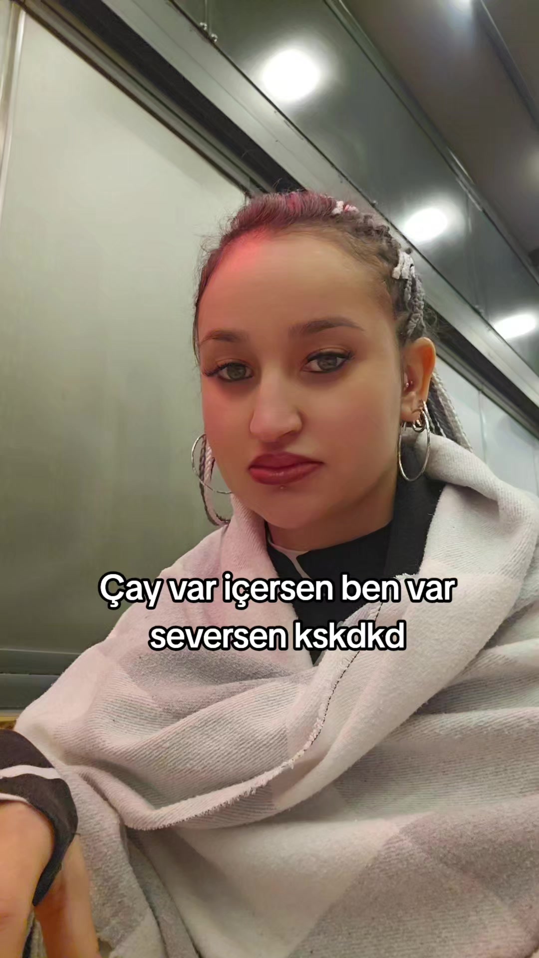 @K&uuml;braa