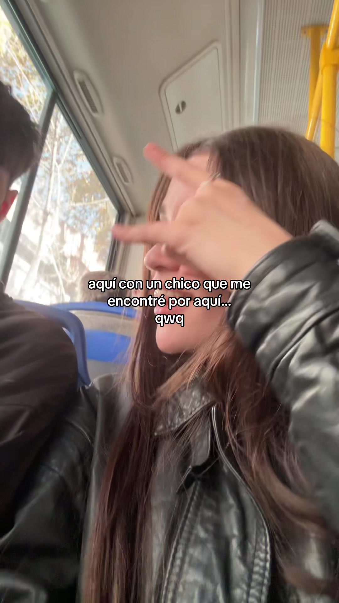 @manuetuti_