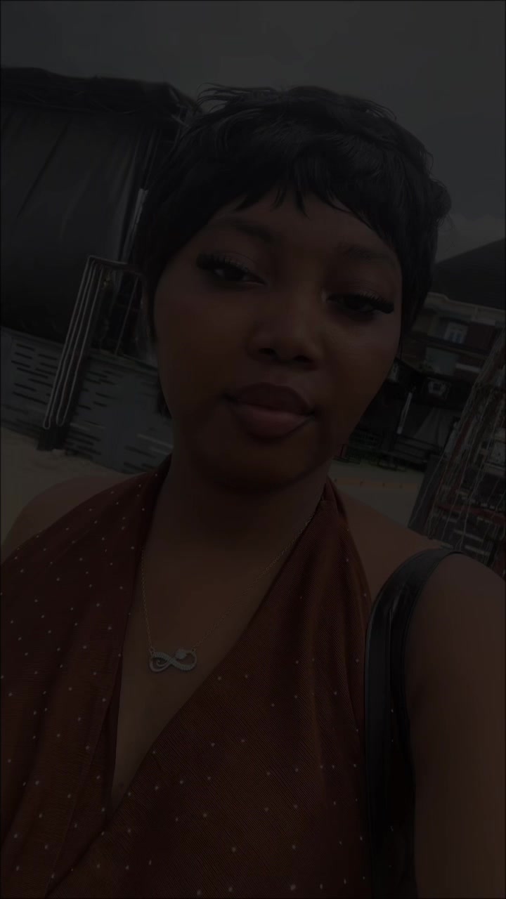 @Jules🖇️💕