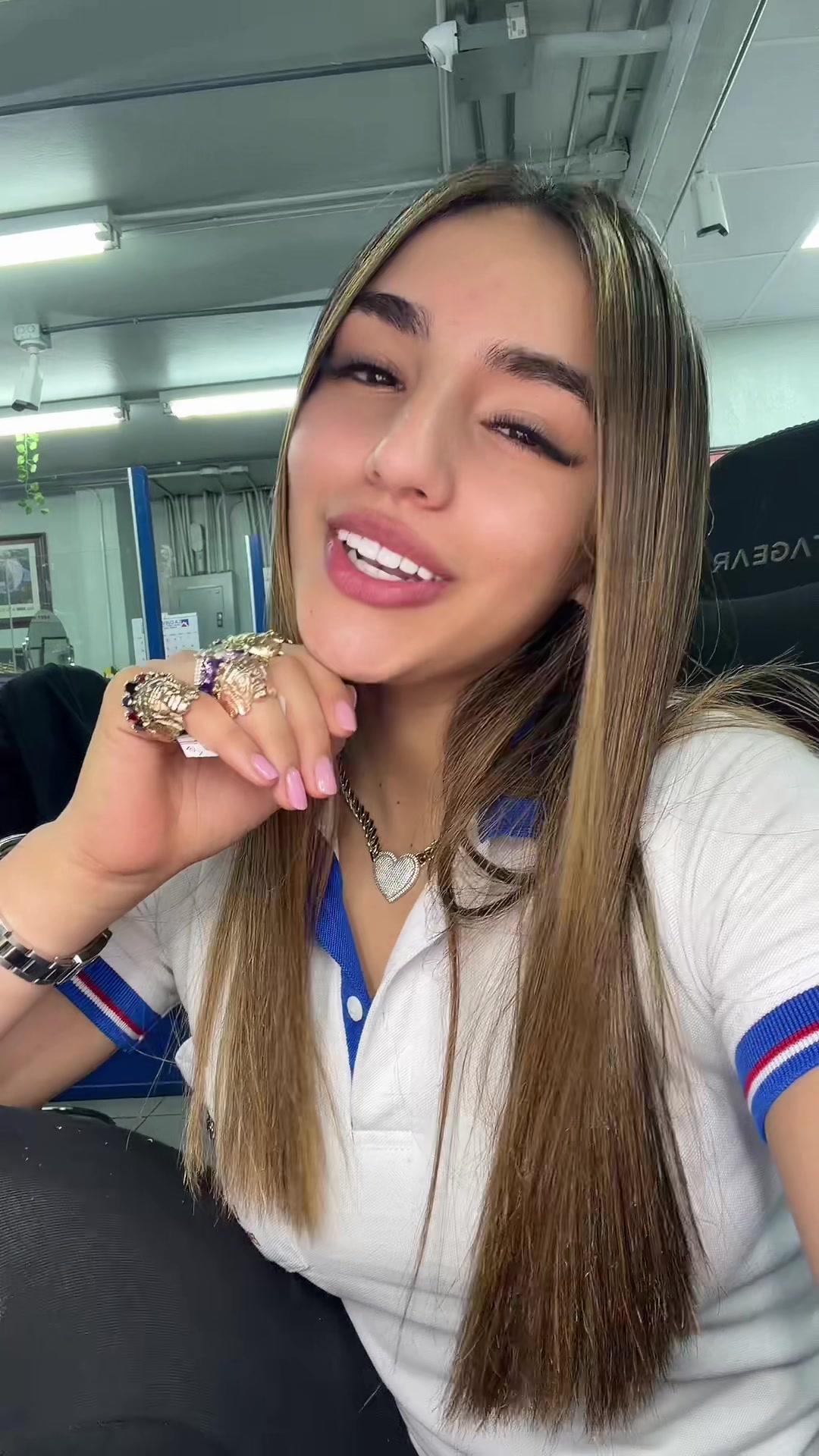 @joyerialacueva1970