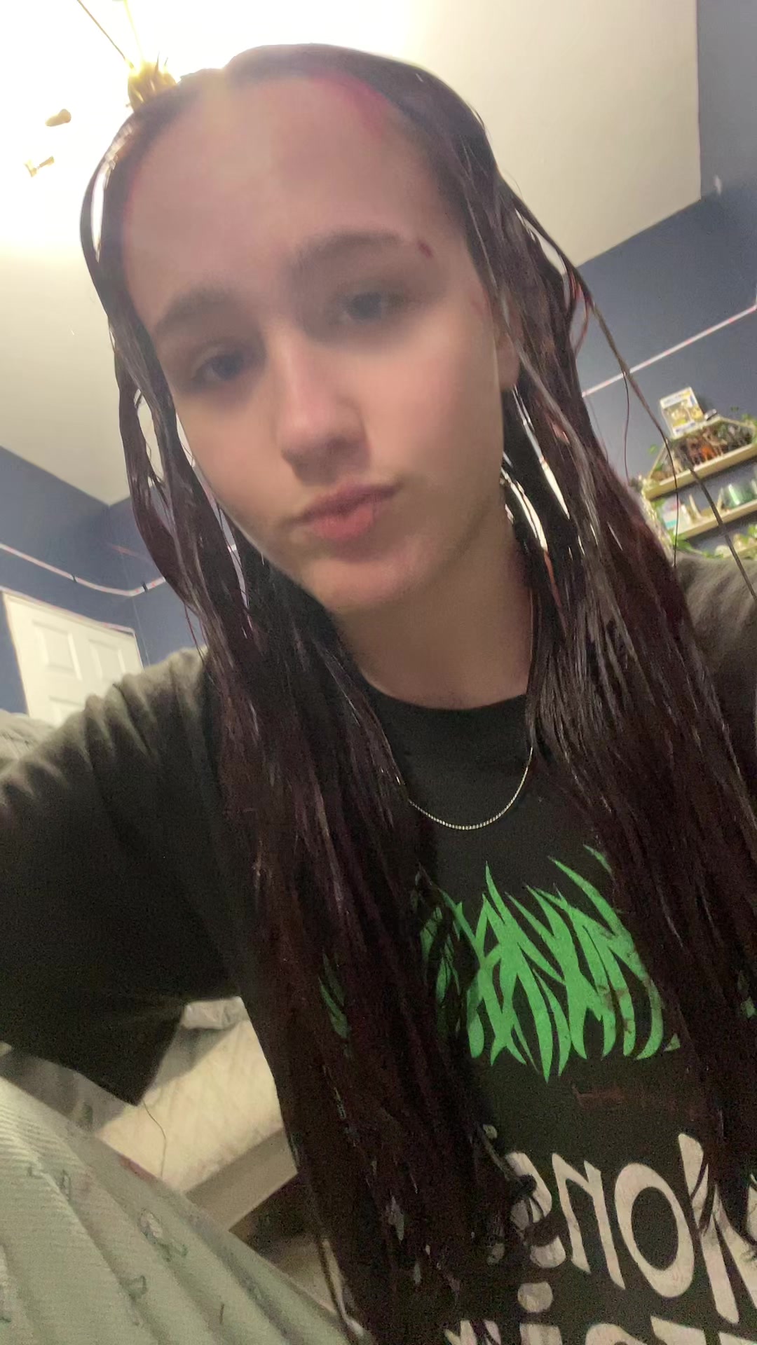 @Kiara🦩