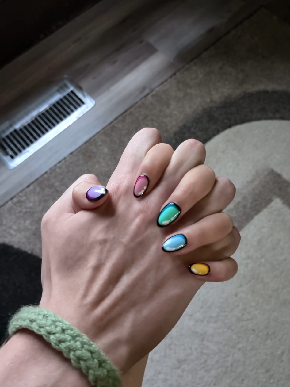 @ItsAbigailOfficial
