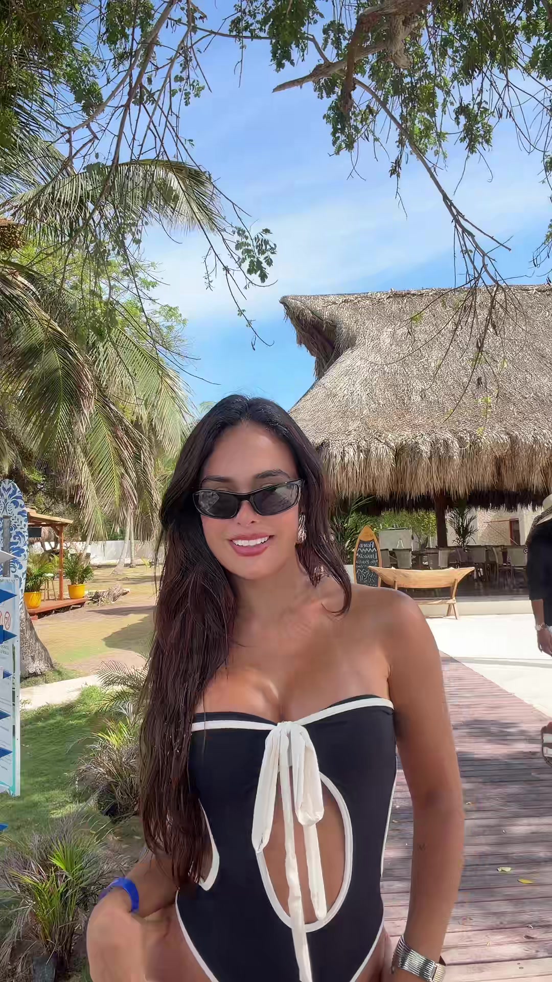 @LARISSA SANTOS