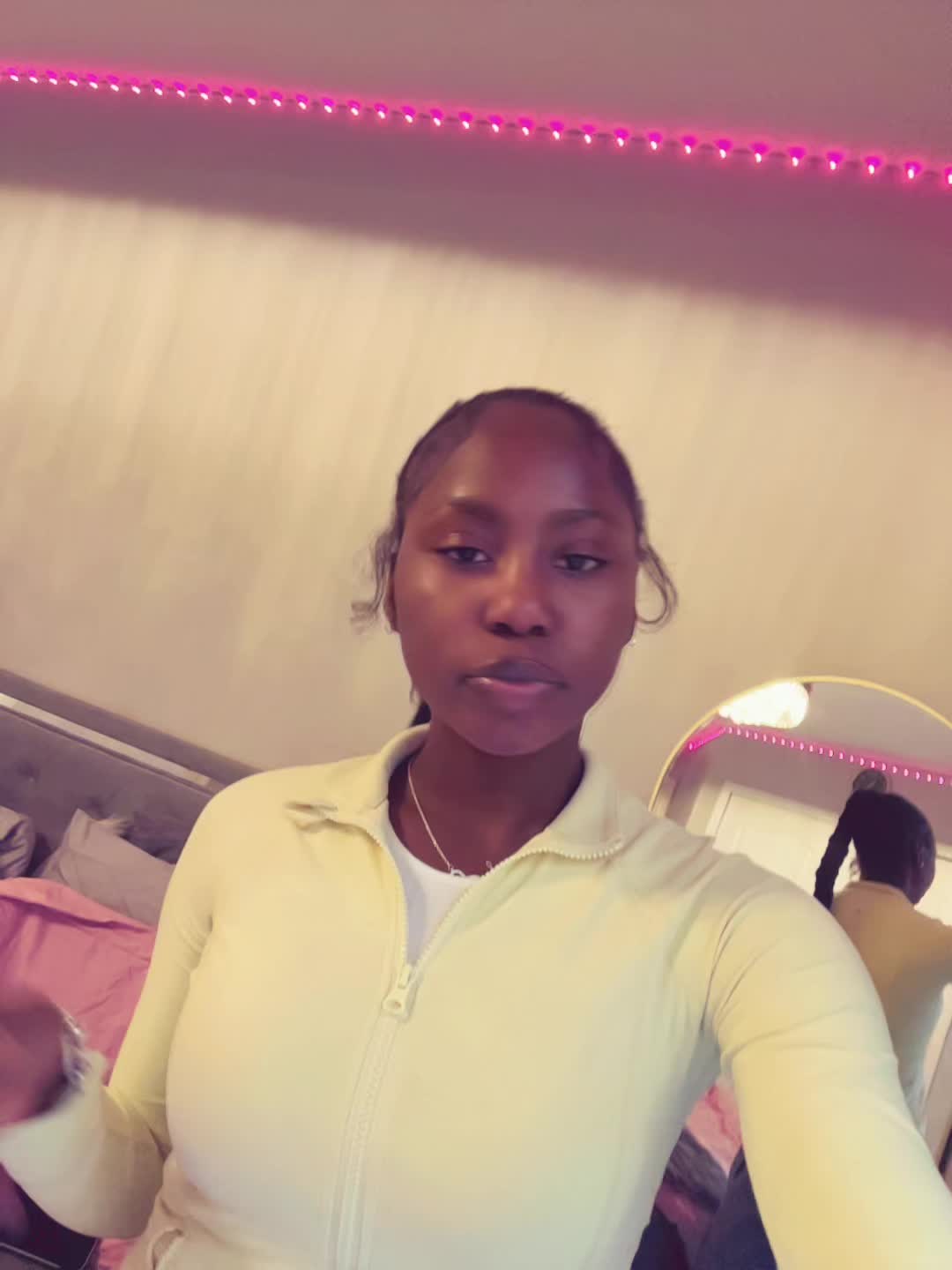 @Temi F