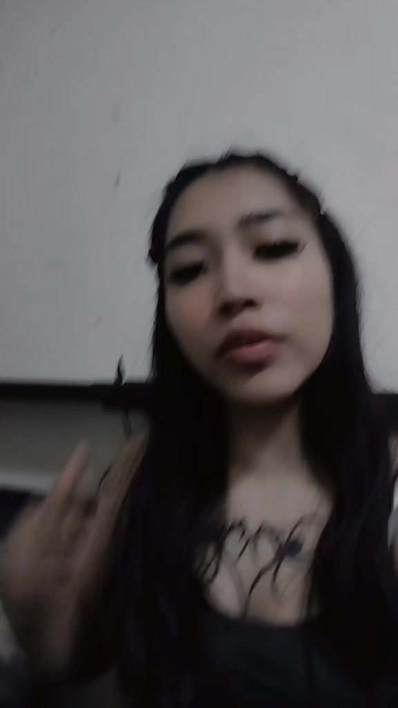 @Alison Tena432