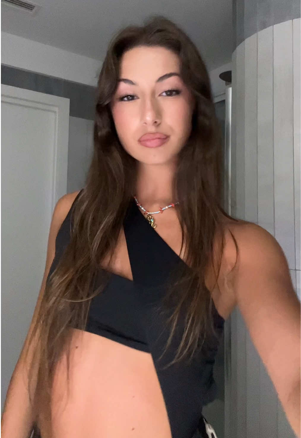 @Alic3