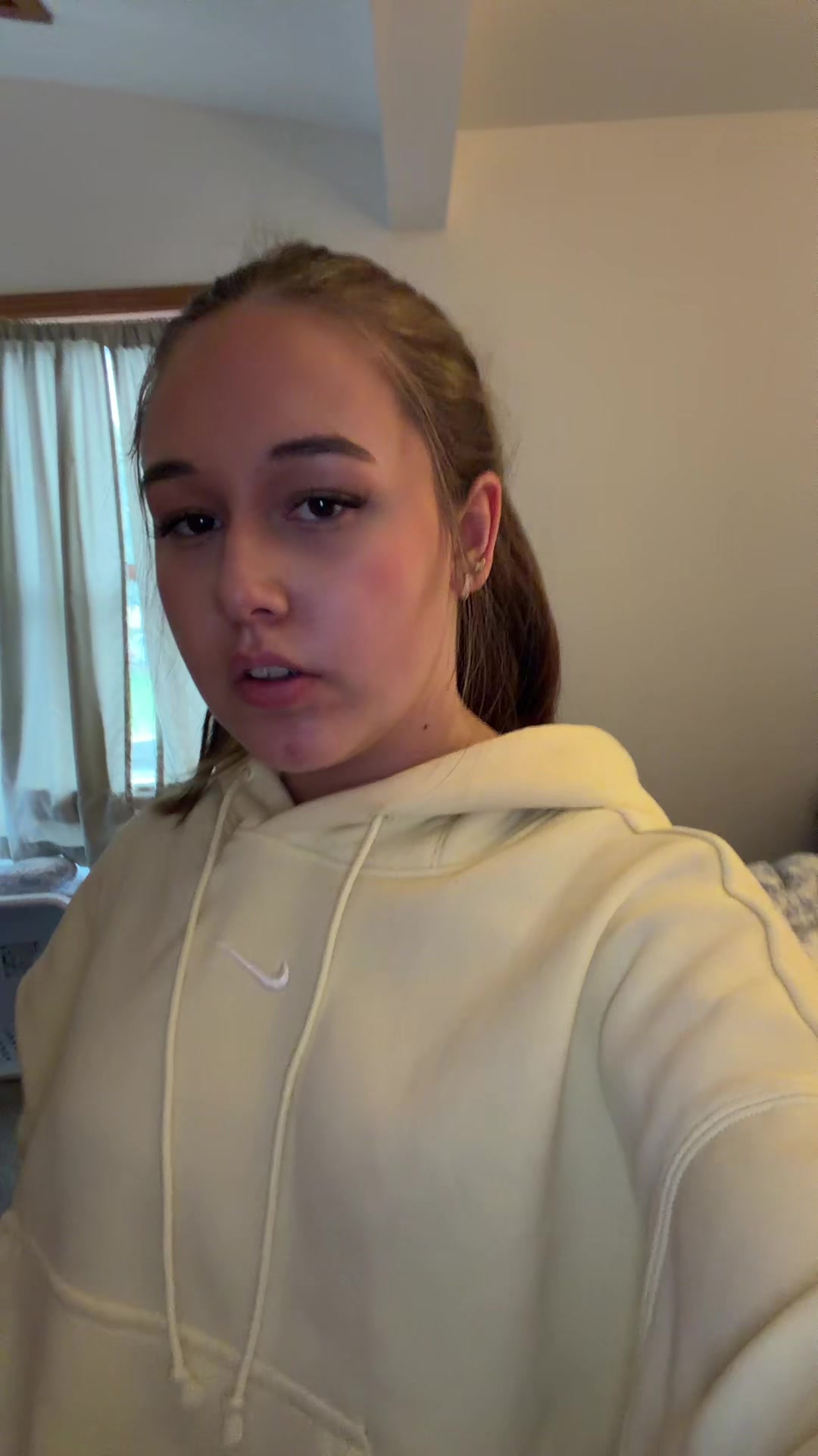 @chloemml