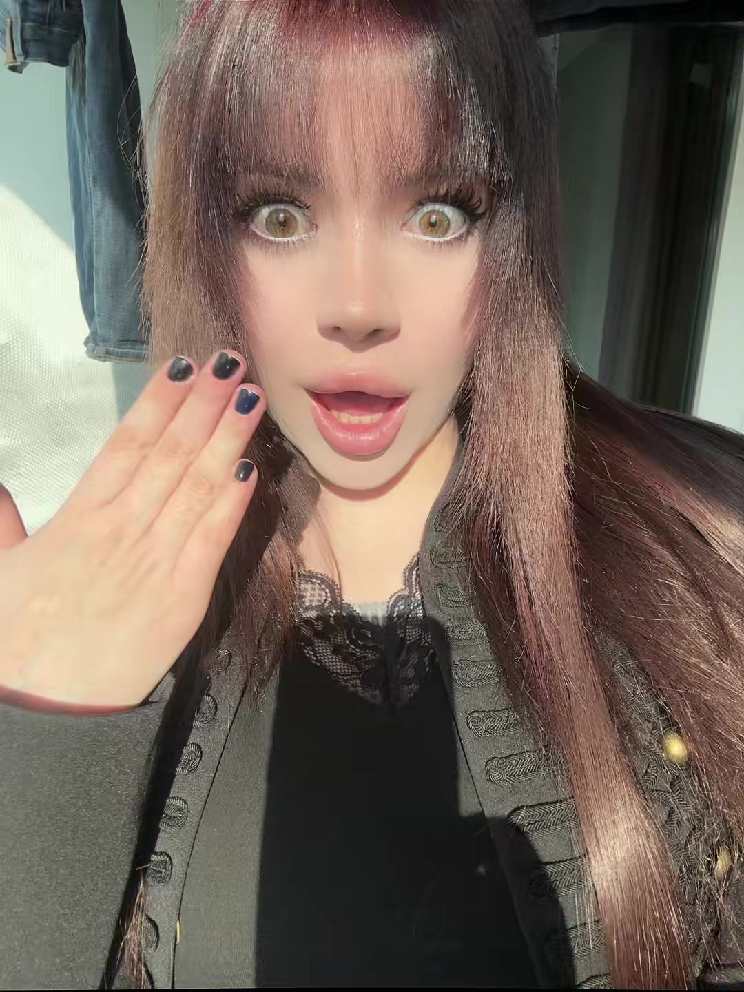 @Melaniią