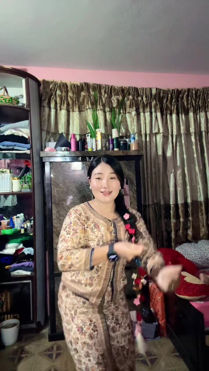 @ᥫ᭡Kali
