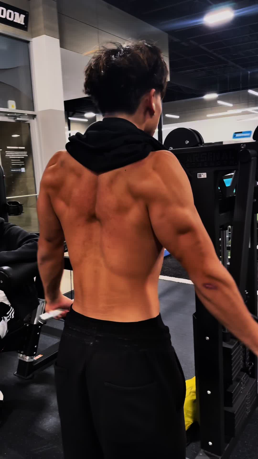 @Tinylifter12
