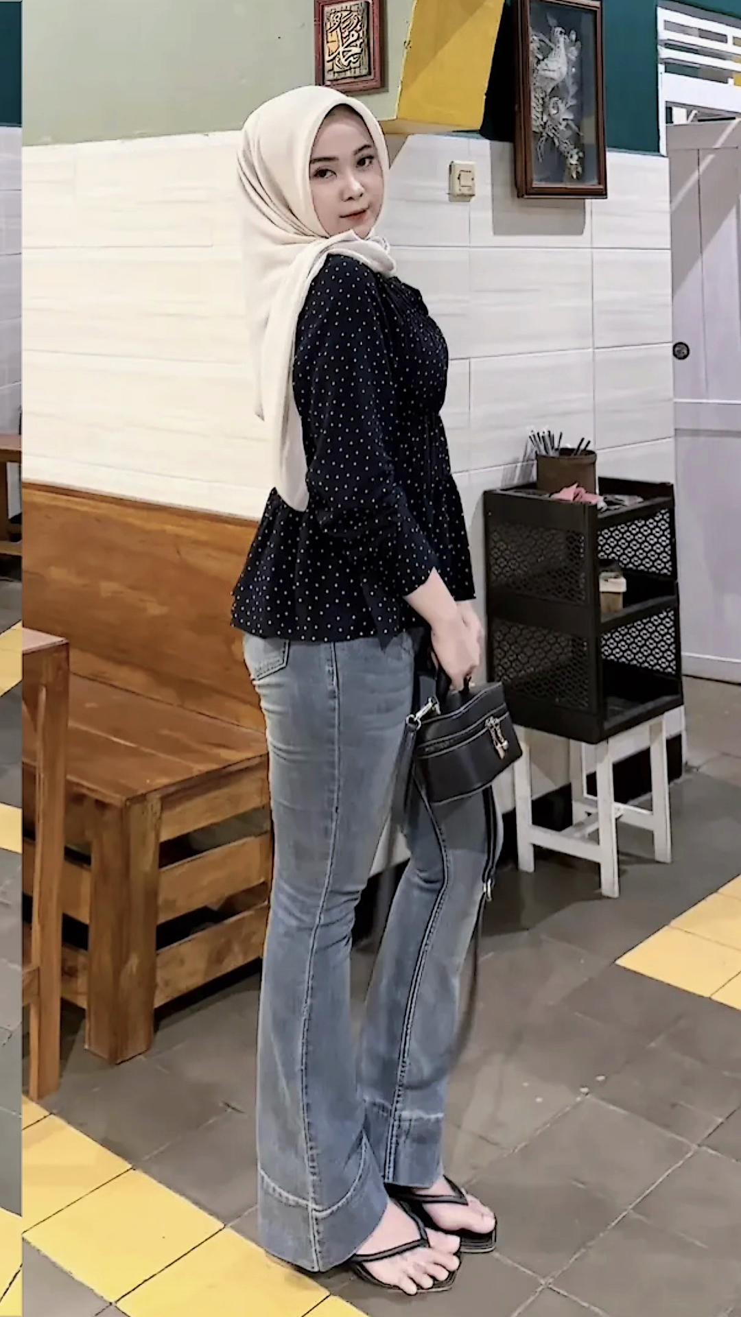 @anniputri5