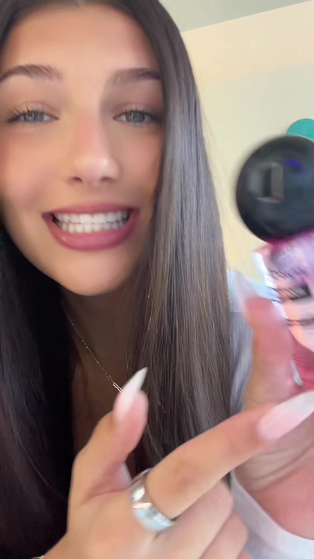 @kirasfinds
