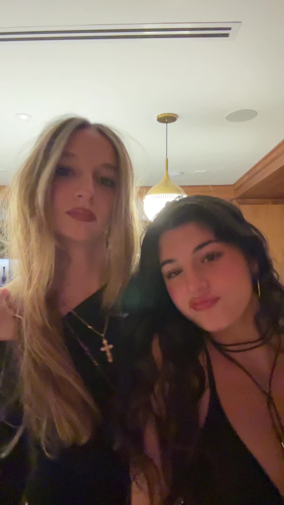 @mia